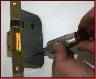 Cincinnati AAA Locksmith Cincinnati, OH 513-715-9085